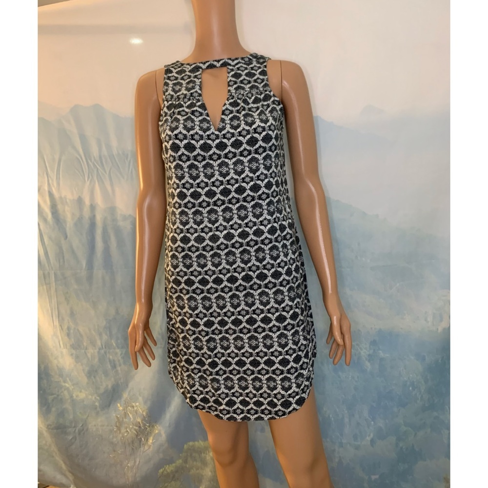 Old Navy Black and White Boho pattern summer dress size xs